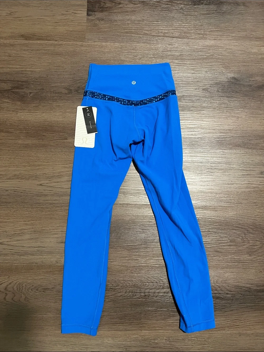 Rare original align first release NWT size 4 blue